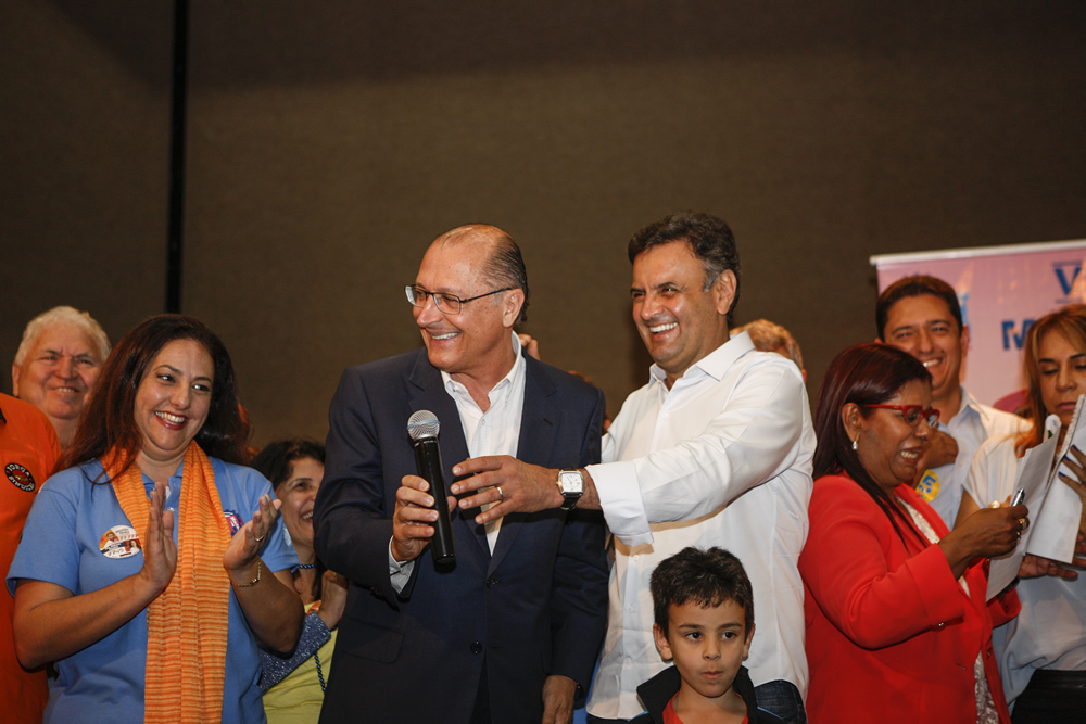 aecio e alckmin força sindical mulheres